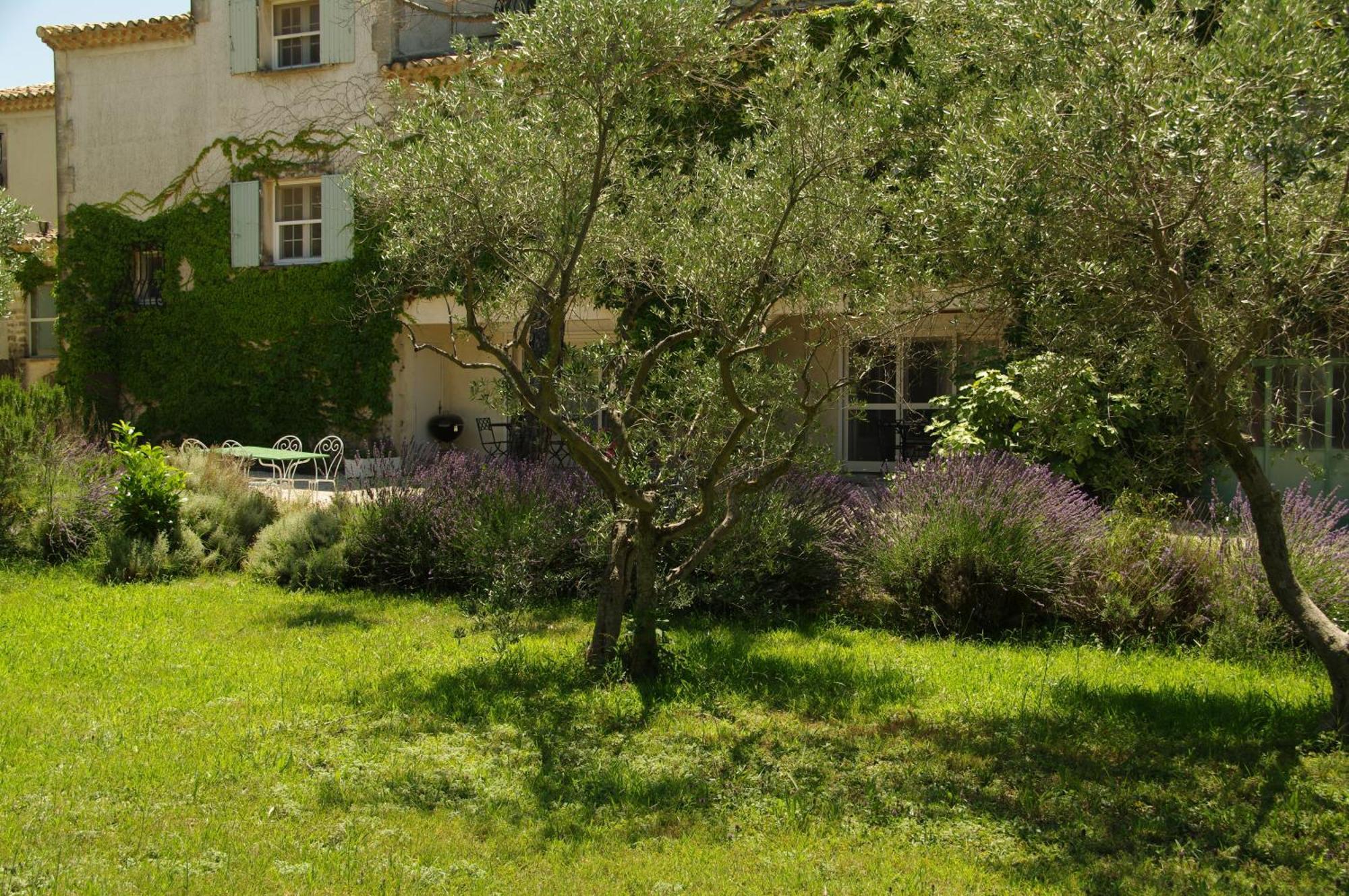 Residence Le Saint Victor Fontvieille Exterior photo