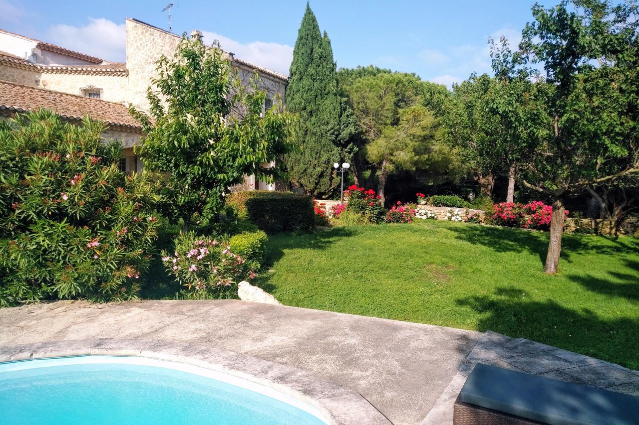 Residence Le Saint Victor Fontvieille Exterior photo
